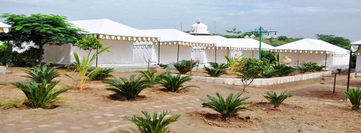 2357/1589 Royal Heritage - Kishangarh 14.jpg